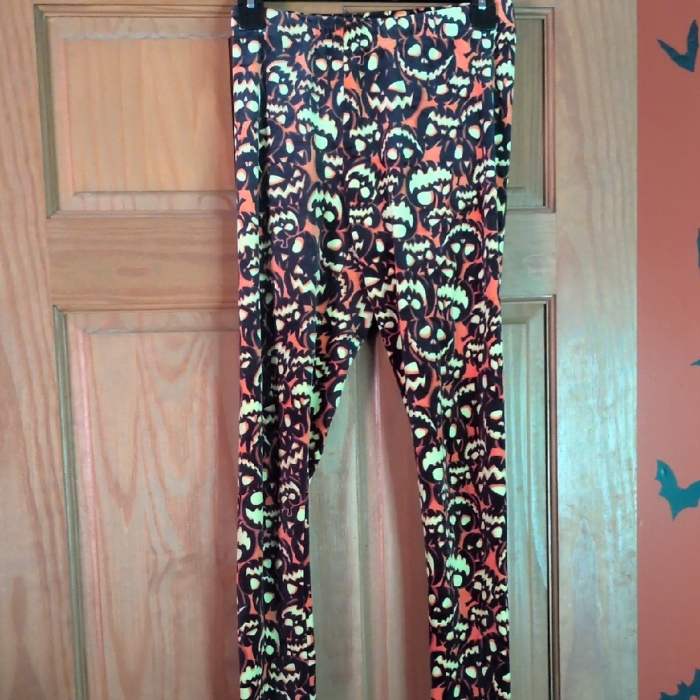 No Boundaries Women's Leggings with Pumpkin Faces